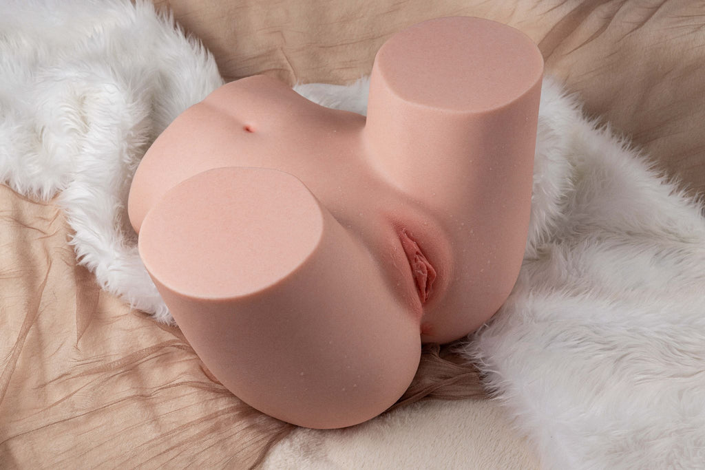 bbw-sex-torso-nude-close-up-thick-curves